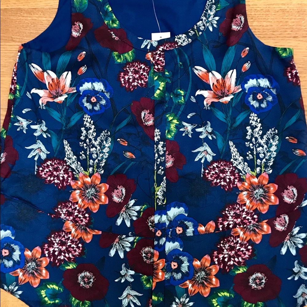 Ann Taylor sleeveless top XS